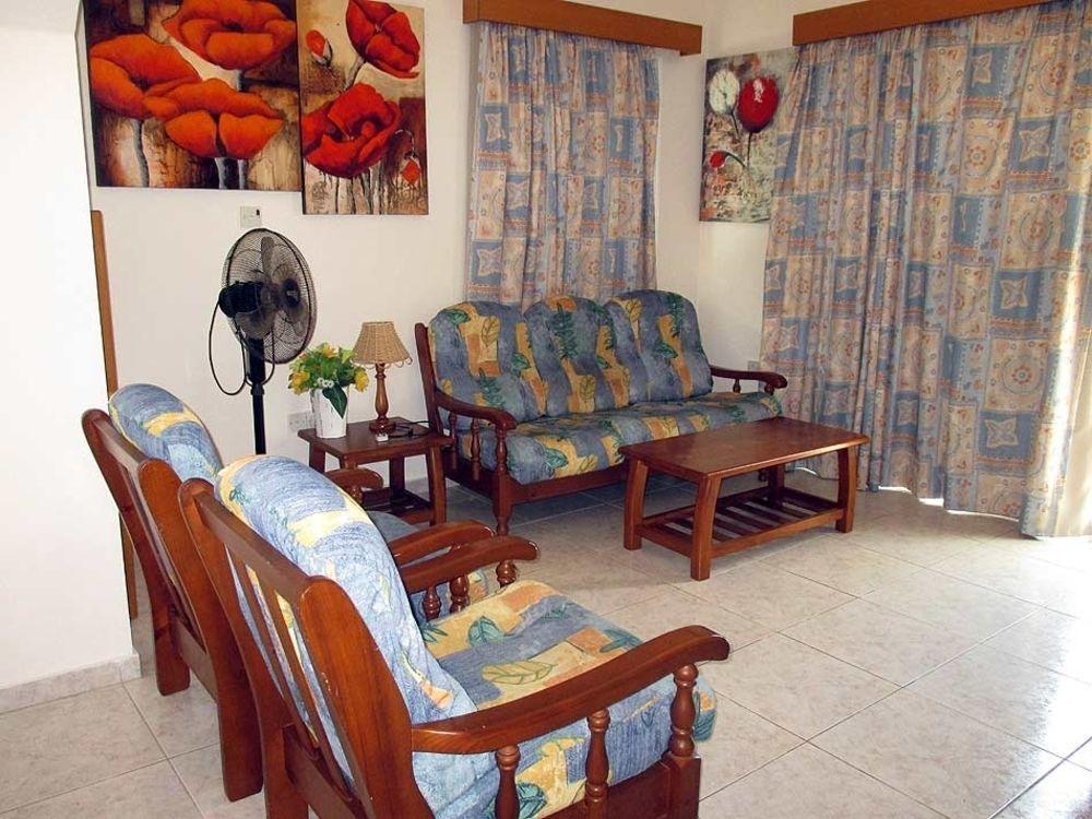 Rododafni Villas Χλώρακα Εξωτερικό φωτογραφία
