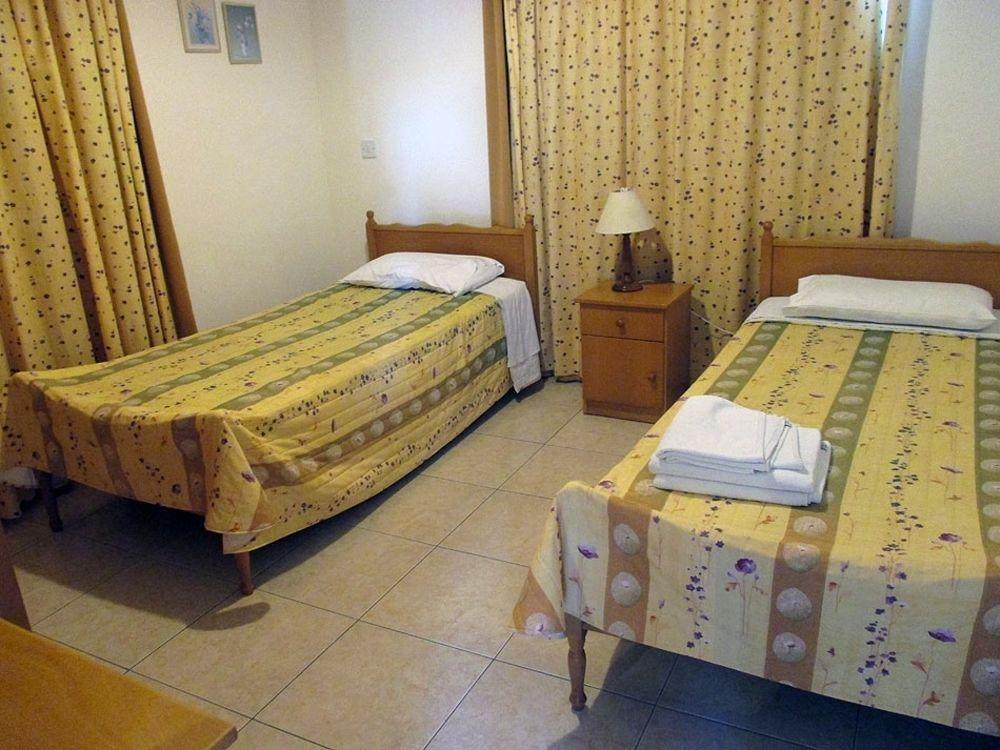 Rododafni Villas Χλώρακα Εξωτερικό φωτογραφία