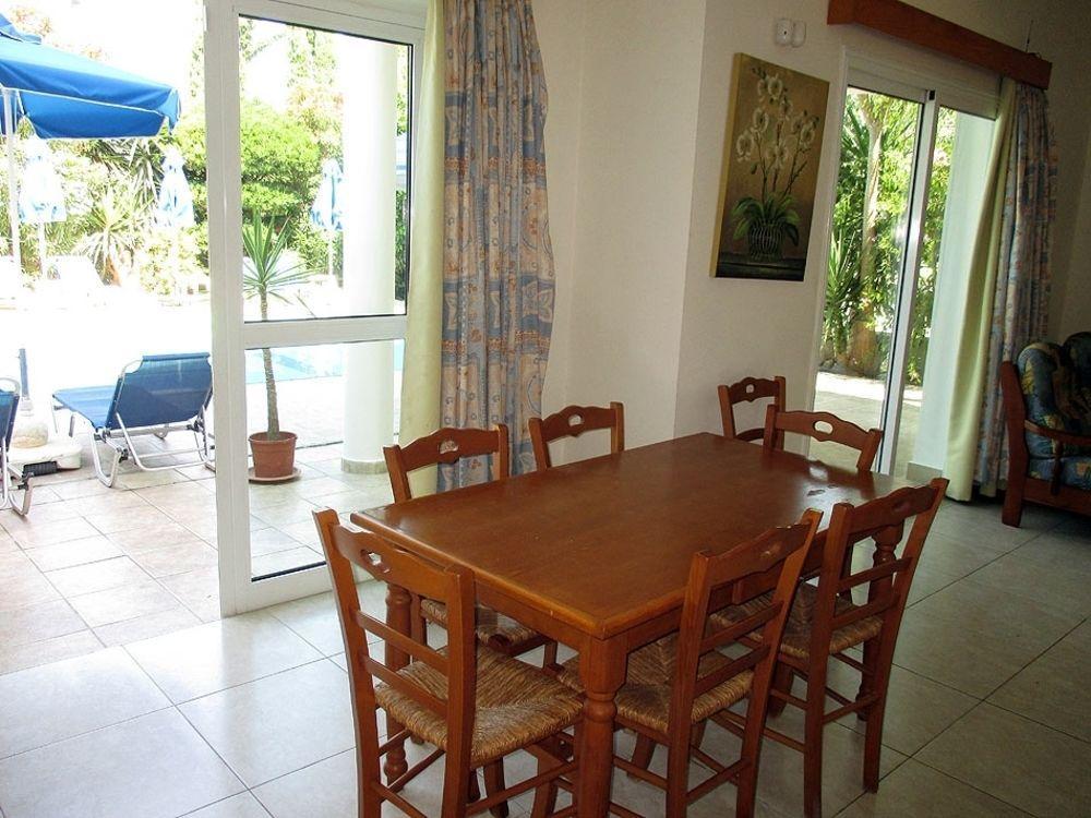 Rododafni Villas Χλώρακα Εξωτερικό φωτογραφία