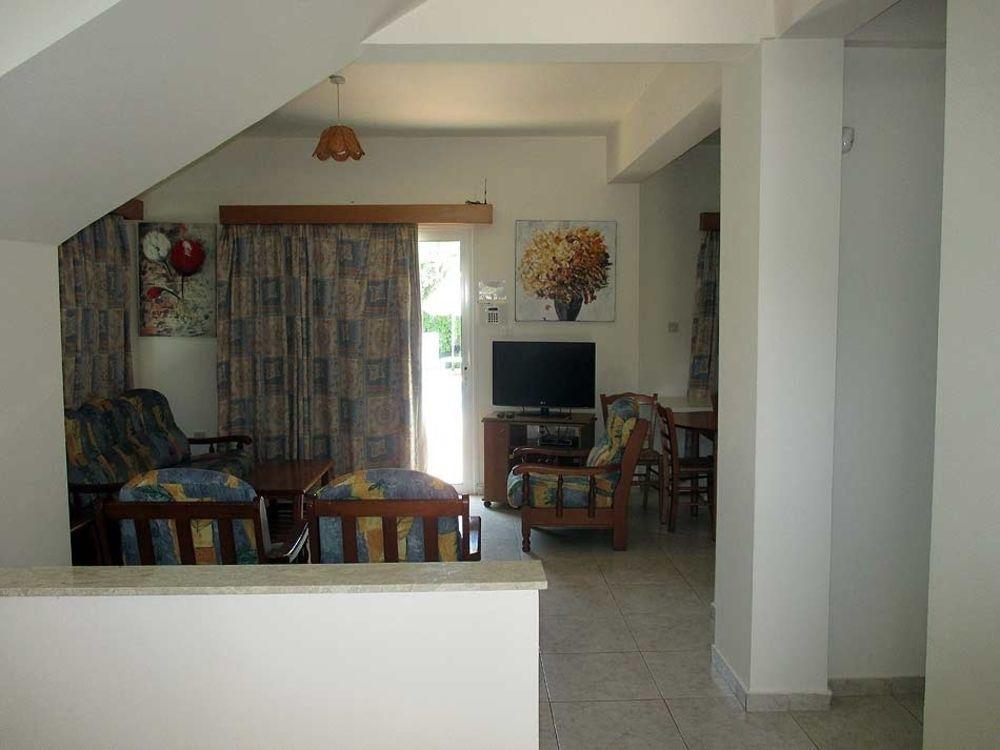 Rododafni Villas Χλώρακα Εξωτερικό φωτογραφία