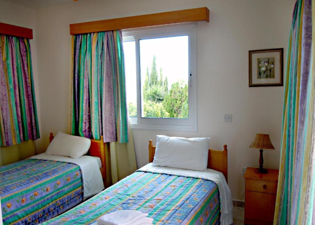 Rododafni Villas Χλώρακα Δωμάτιο φωτογραφία